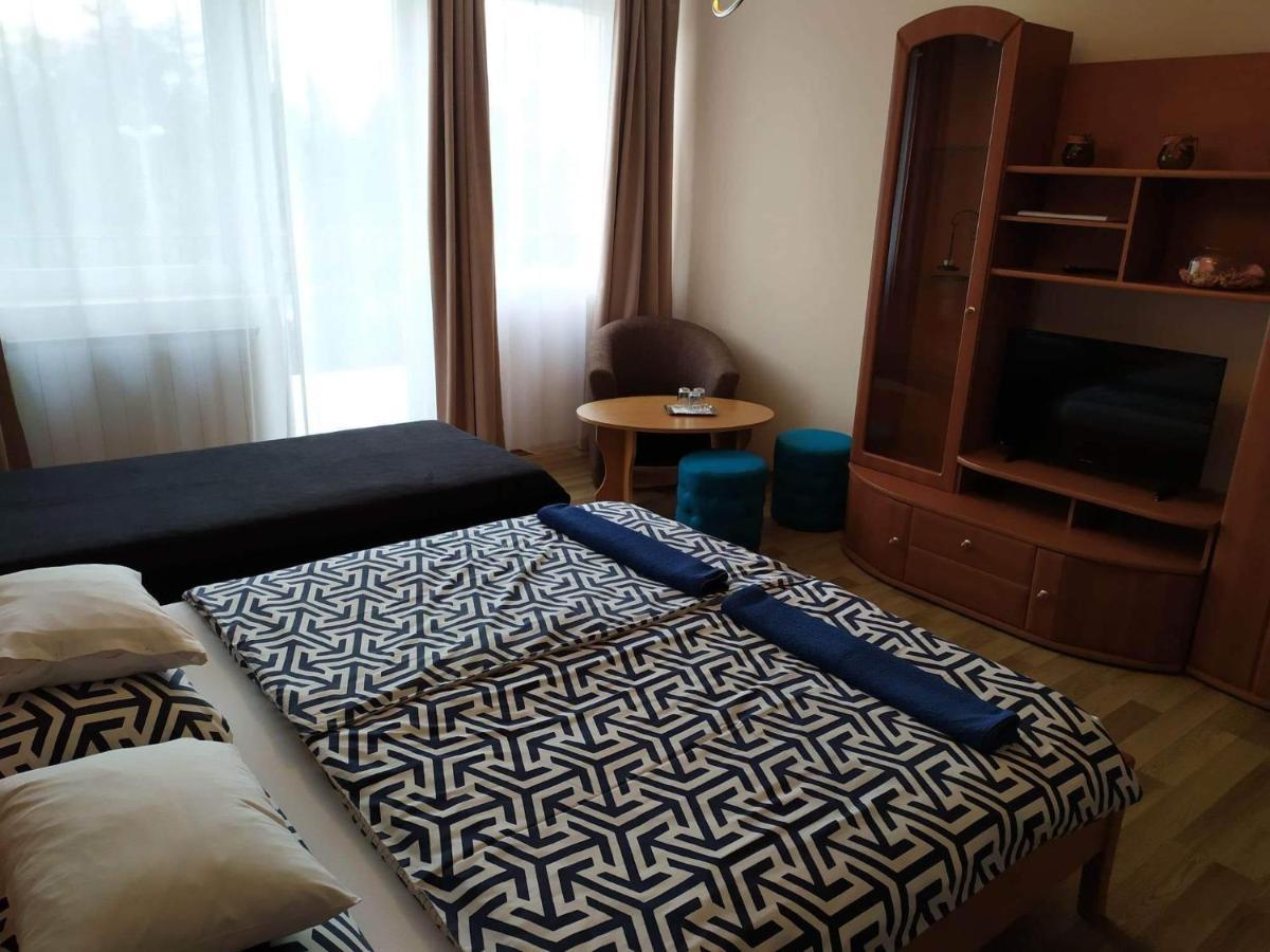 Szilvia Panzio Gyomaendrod Bed & Breakfast ภายนอก รูปภาพ